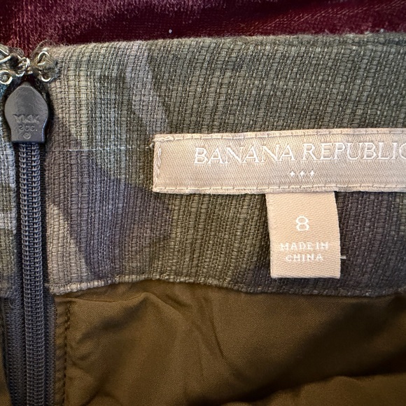 Banana Republic Camouflage Pencil Skirt - Picture 6 of 6